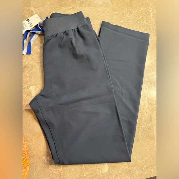 W_LIVINGSTON HIGH WAIST PETITE XS
CLASSIC SCRUB PANTS - Picture 6 of 9